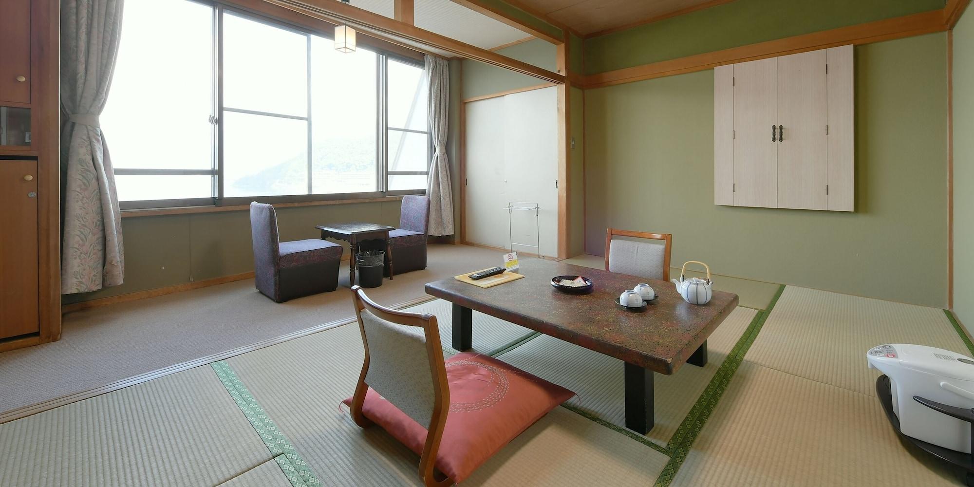 Koryu Ryokan Fujikawaguchiko
